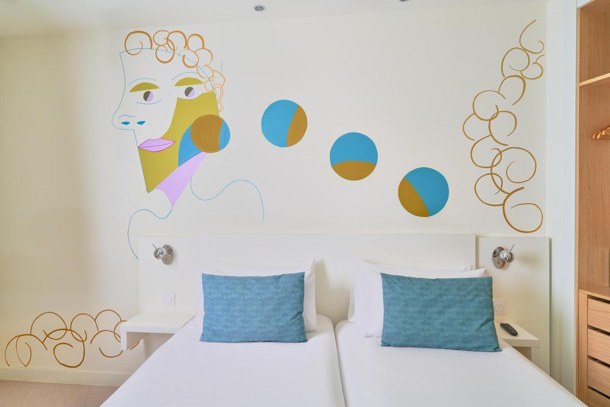 Blume Cruz Suites Madrid Luaran gambar